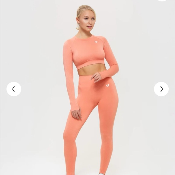 NWT Women’s Best Peach Sand Power Seamless Long Sleeve Crop Top Size 2x - Picture 1 of 7